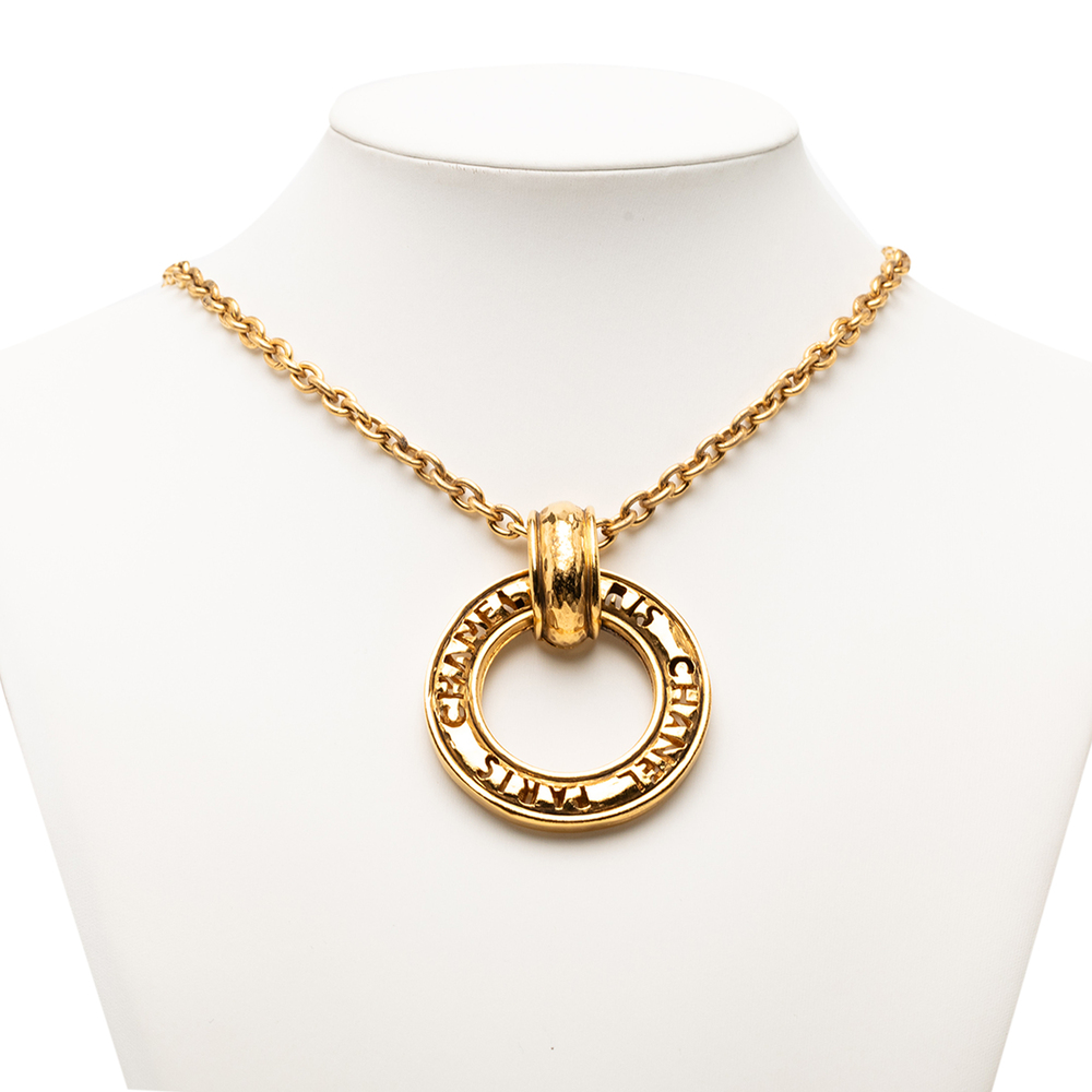 Pre-Loved Chanel Gold Plated Cut Out Round Pendant Necklace - Picture 6 of 6